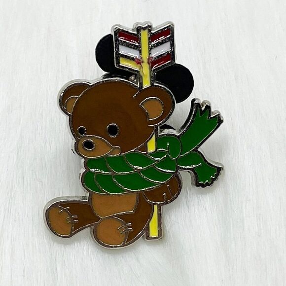 🔮 5/$25 Disney Peter Pan‎ Teddy Bear Pin - Picture 1 of 3